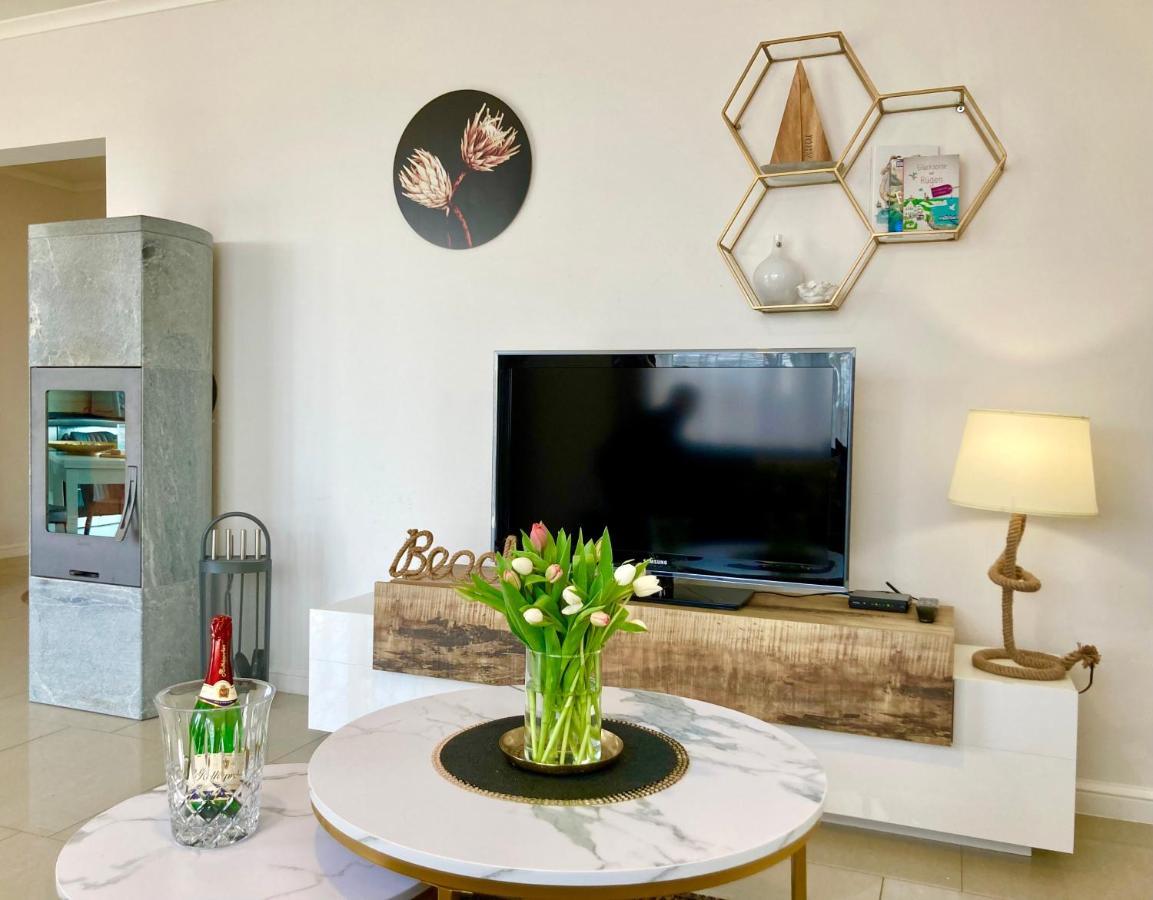 Strandhaus Manatee Mit Sauna Und Kamin Sellin  Екстер'єр фото